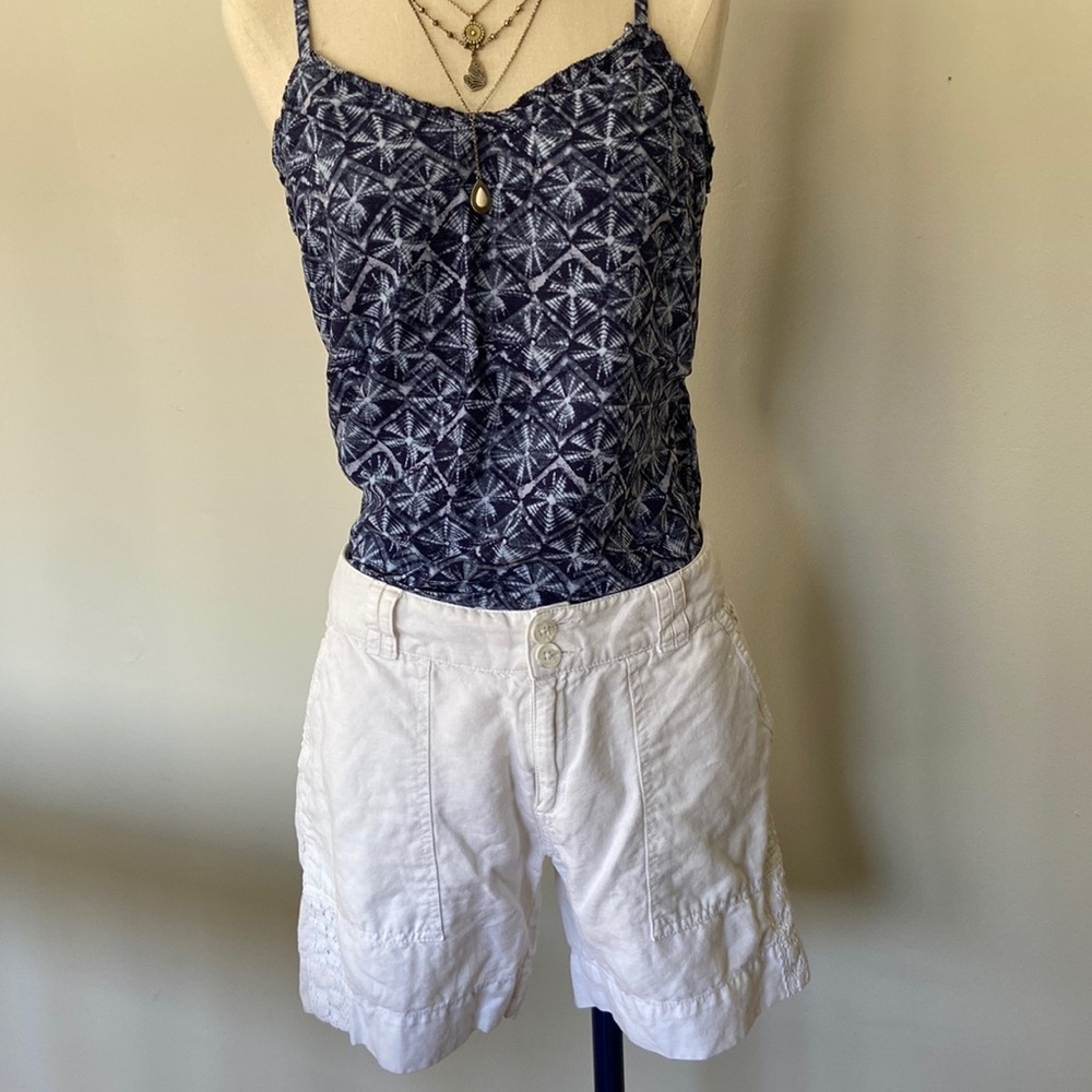 Sundance linen shorts size 4 white EUC